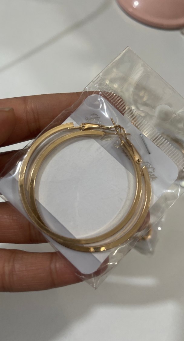 Altın Renk Mini Elastik Halka Küpeler - Görsel 2