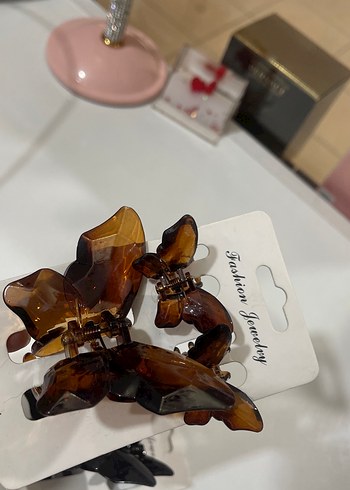 Kelebek Desenli Kemerli Saç Tokası - Gotik - Görsel 3