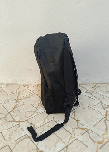 Nike Siyah Fermuarlı Spor Sırt Çantası - Görsel 3