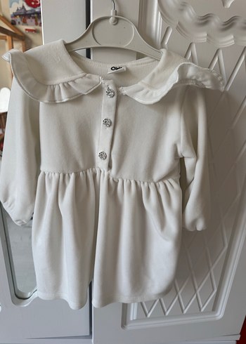 Beyaz Düğmeli Kız Çocuk Elbise - Görsel 4