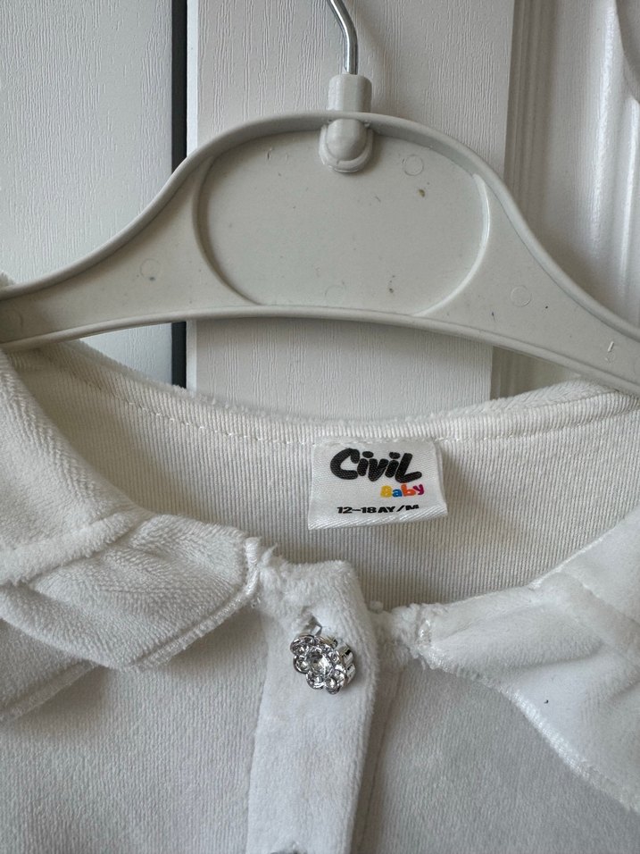 Beyaz Düğmeli Kız Çocuk Elbise - Görsel 2