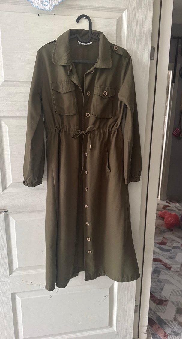 Düğmeli Uzun Kahverengi Kadın Trençkot - Görsel 2