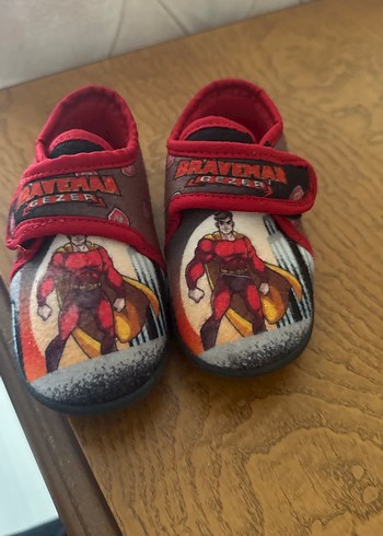 Kırmızı Erkek Çocuk Sıcak Terlikler Velcro - Görsel 2