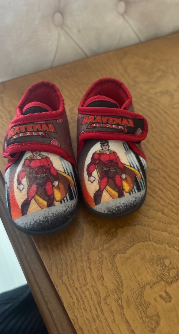 Kırmızı Erkek Çocuk Sıcak Terlikler Velcro - Görsel 2