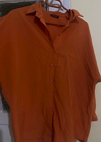 Düğmeli turuncu  Keten Gömlek - Görsel 3