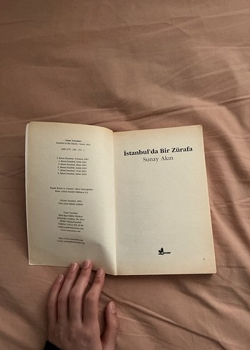 İstanbul'da Bir Zürafa - Sunay Akın - Görsel 3