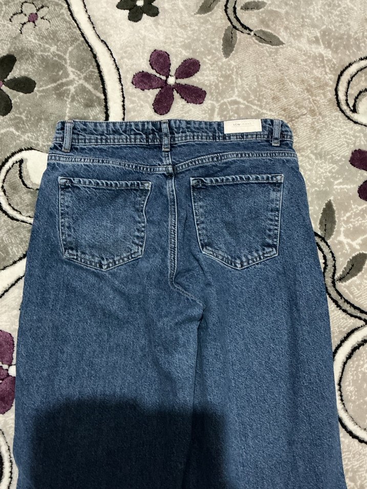 Düğmeli Mavi Bol Kesim Kadın Kot Pantolon - Görsel 4