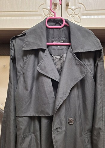 Kadın Siyah Uzun Kuşaklı Trençkot - Görsel 4