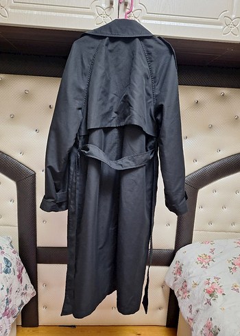 Kadın Siyah Uzun Kuşaklı Trençkot - Görsel 3