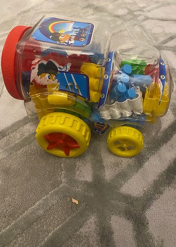 Araba kutusunda LEGO 30 parça - Görsel 2