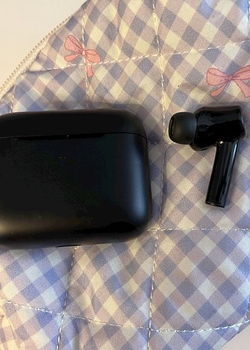 Siyah Kablosuz Kulaklık - Görsel 2