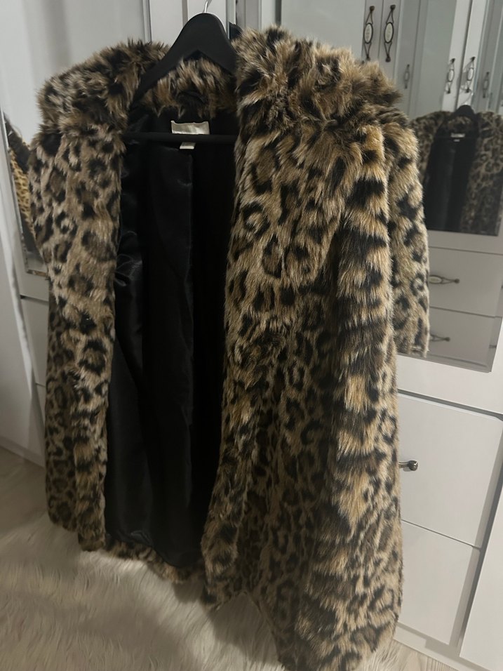 Leopar Desenli Uzun Kollu Kadın Suni Kürk - Görsel 3