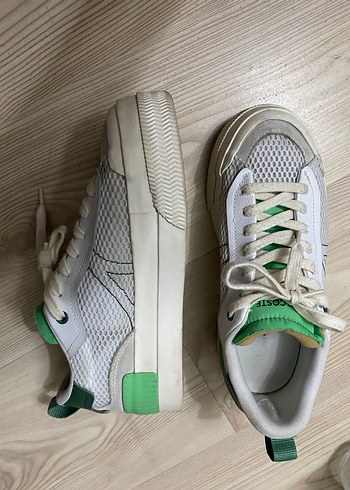 Lacoste Lacoste Beyaz Gri Bağcıklı Kadın Spor Ayakkabı