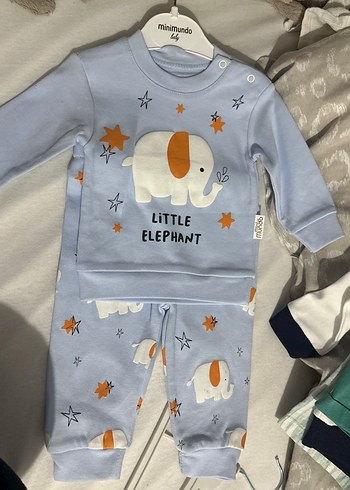 Mavi Erkek Bebek Fil Desenli Takım