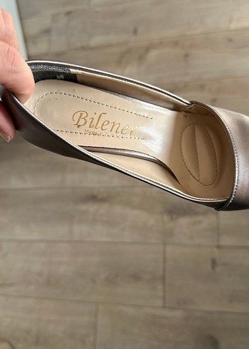 Bej Parlak Tokalı Stiletto Kadın Ayakkabı - Görsel 4