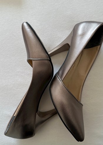 Bej Parlak Tokalı Stiletto Kadın Ayakkabı - Görsel 6