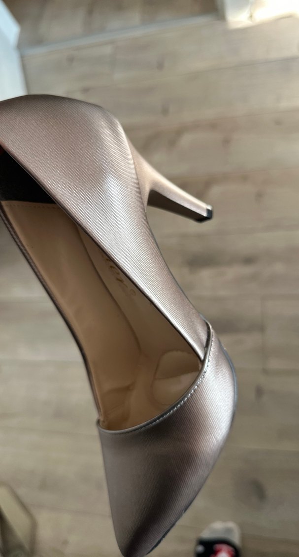 Bej Parlak Tokalı Stiletto Kadın Ayakkabı - Görsel 3