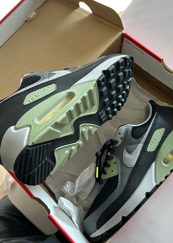 Gri Erkek Spor Ayakkabı Siyah Detaylı - Görsel 5