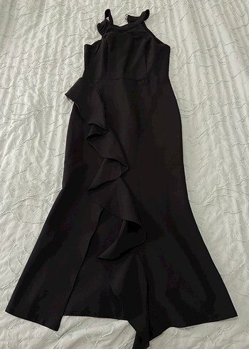 Siyah Uzun Straplez Fırfırlı Gotik Abiye