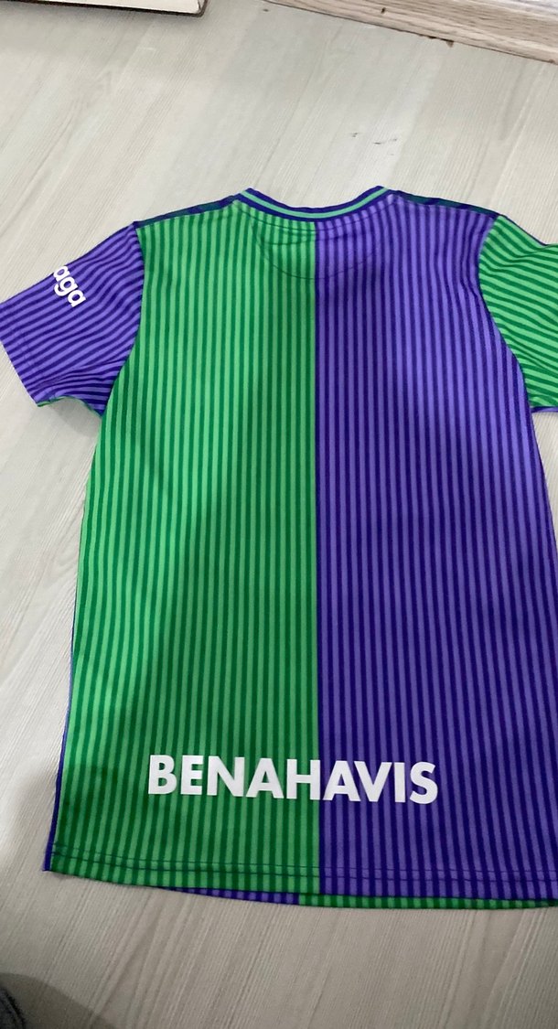 Mor ve Yeşil Baskılı Erkek çocuk forması - Görsel 3