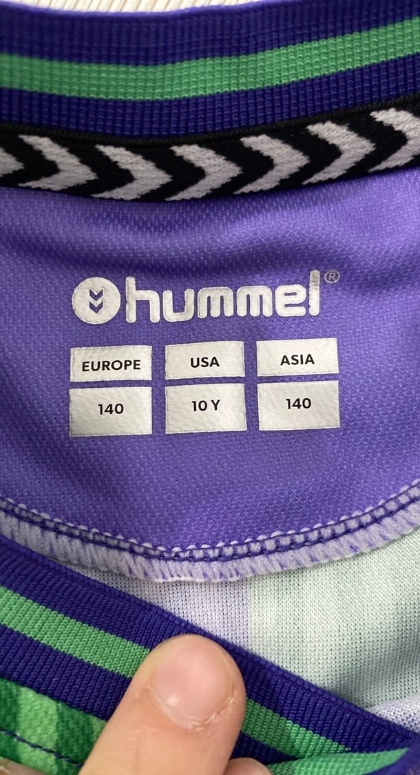 Mor ve Yeşil Baskılı Erkek çocuk forması - Görsel 2