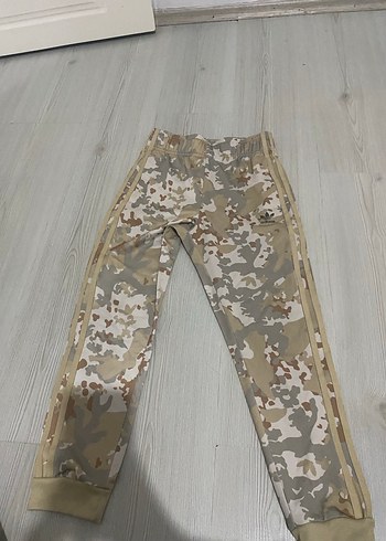 Erkek çocuk Bej Kamuflaj Kapüşonlu Fermuarlı takım - Görsel 5