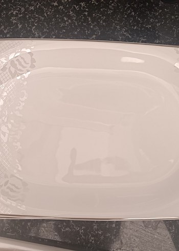  Beden beyaz Renk Gri Detaylı Beyaz Yemek Tabağı Seti