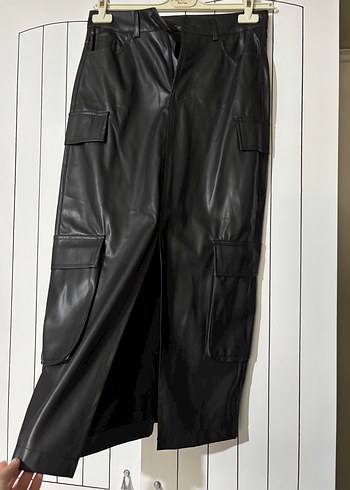 Kadın Siyah Deri Kemerli Uzun kargo etek - Görsel 3