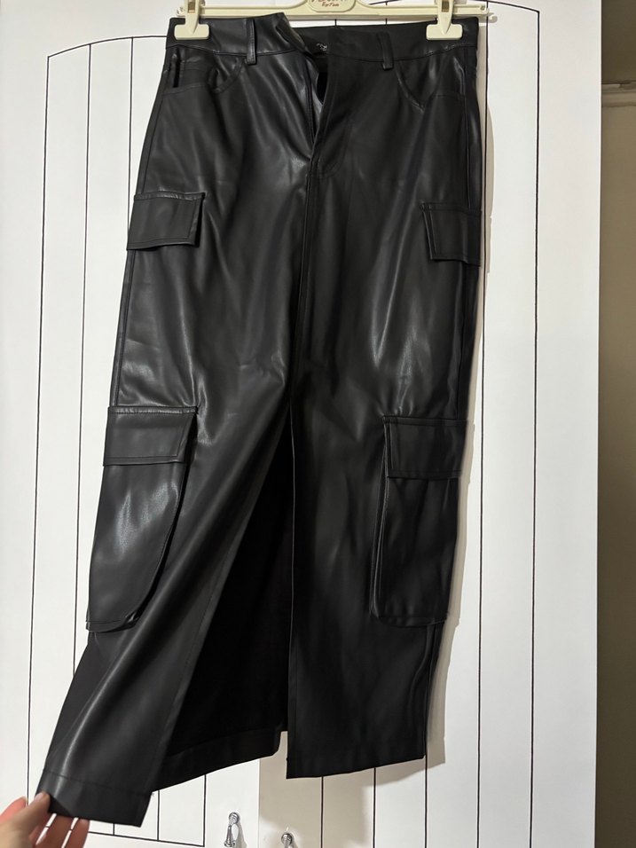 Kadın Siyah Deri Kemerli Uzun kargo etek - Görsel 3