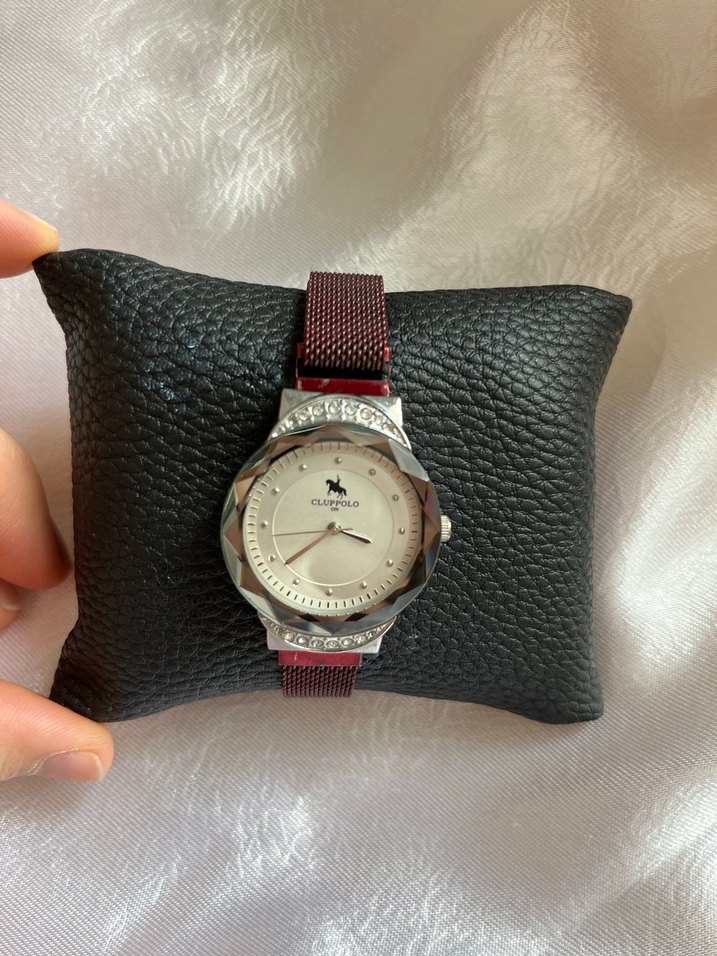 Bordo Kemerli Klasik Kadın Saati - Görsel 4