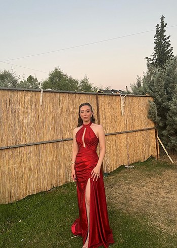 Kırmızı abiye