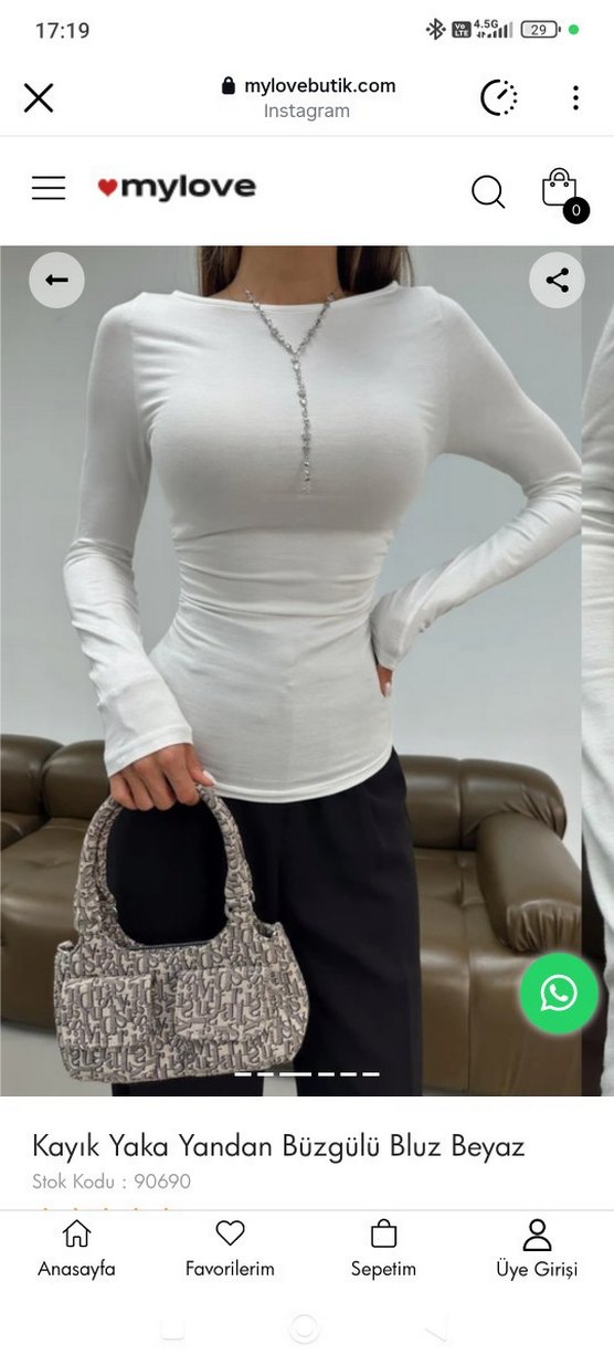 Kayık Yaka Beyaz Yandan Büzgülü Bluz - Görsel 3