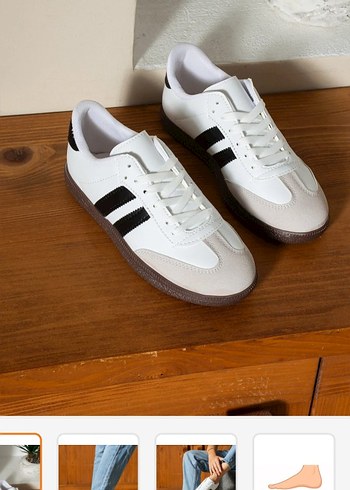 Beyaz Siyah Çizgili Kadın Spor Ayakkabı - Görsel 2