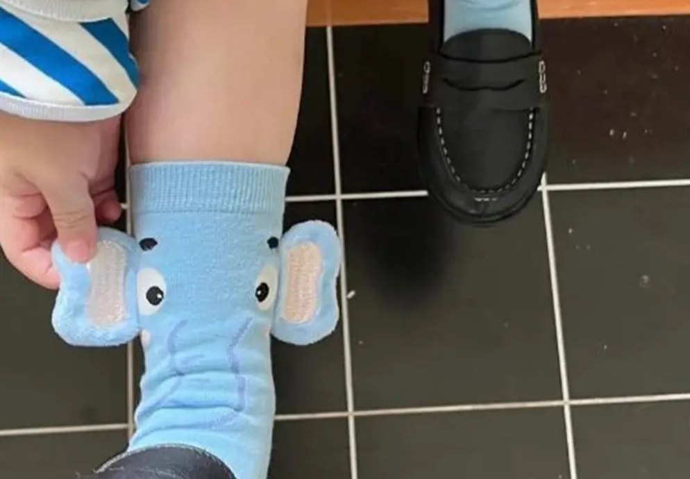 Mavi Nakışlı Erkek Çocuk Çorapları - Görsel 3