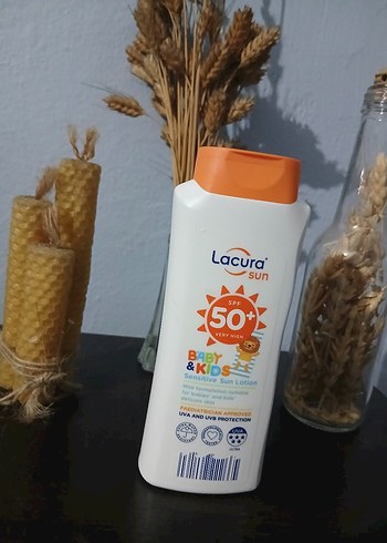 Aldi Lacura
Lacura SPF 50+ Bebek Hassas Cilt Losyonu - Görsel 6