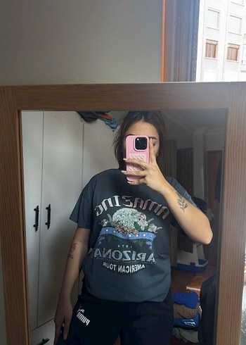 Bershka Siyah Baskılı Rock Punk Tişört