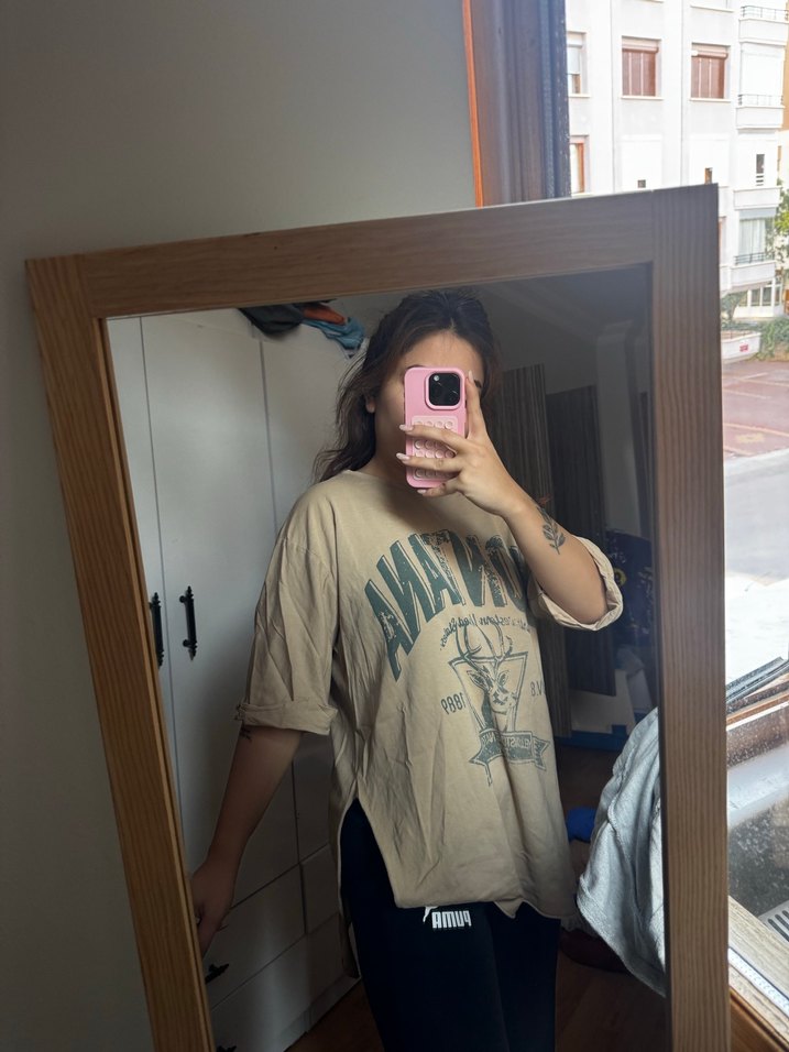 Bej Baskılı Oversize Kadın Tişört - Görsel 2