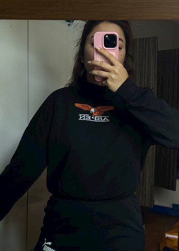 Siyah Baskılı Yüksek Yaka Kadın Sweatshirt
