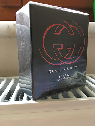 GUCCi BLACK yeni sıfır ambalajında hediye geldi evde aynısından