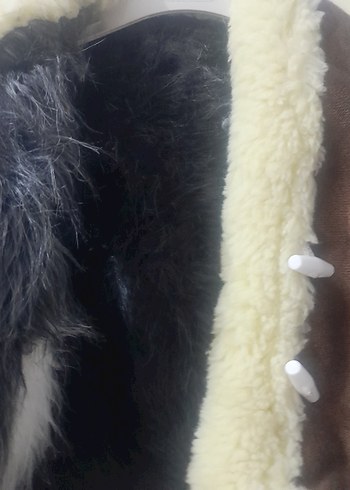 Kürklü Kahverengi Erkek Çocuk Yeleği - Görsel 2