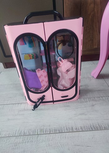 Beden Mor Kalp Aynalı Çocuk Makyaj Masası ve Taburesi