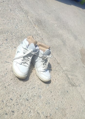 Diğer Gri Detaylı Beyaz Dolgu Topuklu Kadın Spor Ayakkabı