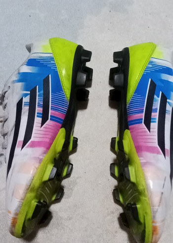 tek ebat Beden Beyaz Erkek Futbol Ayakkabısı Velcro Bantlı