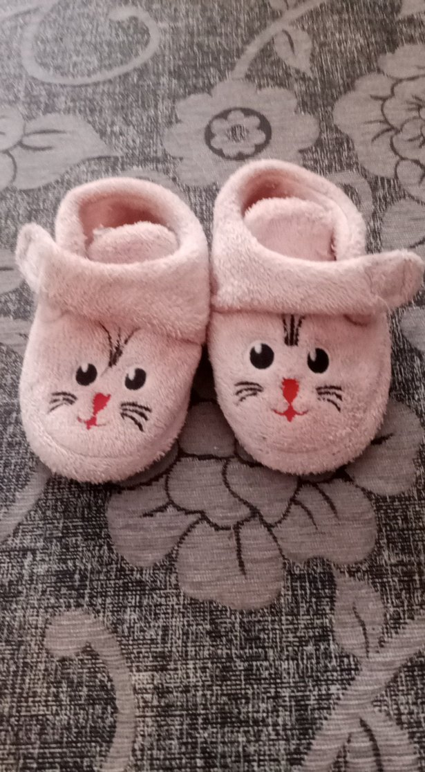 Kız Çocuk Pembe Kürklü Nakışlı Ev Terliği - Görsel 4