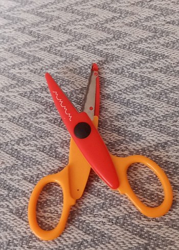 Renkli Çocuk Makası - Görsel 6