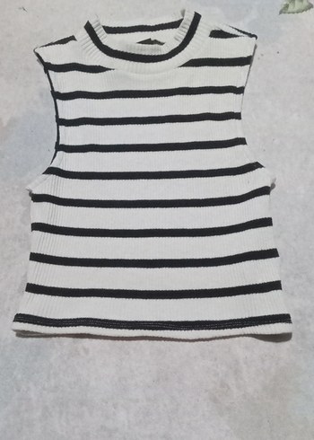 Kız Çocuk Çizgili Yüksek Yakalı Kolsuz Triko - Görsel 2