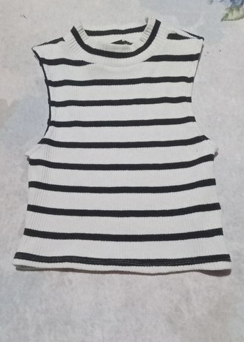 Kız Çocuk Çizgili Yüksek Yakalı Kolsuz Triko - Görsel 6