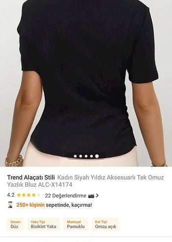 Trendyol & Milla Tek Omuz Siyah Yıldız Aksesuarli Kısa Kollu Bluz etikletli