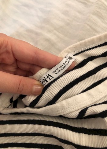 Zara Çizgili Kısa Kollu Zara Bluz