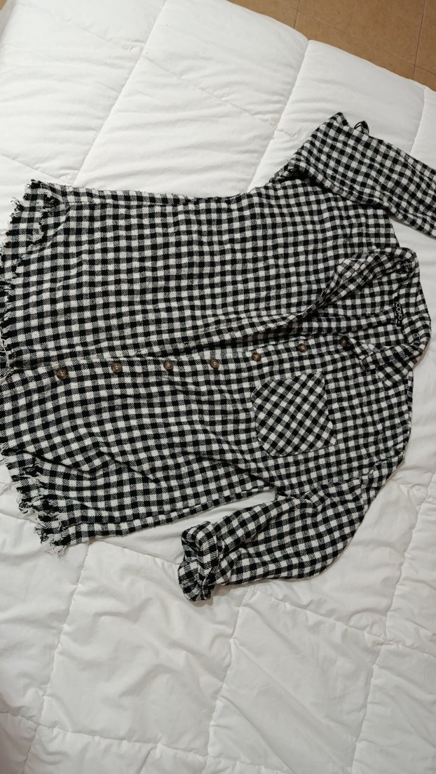 Düğmeli Siyah-beyaz Kareli Kadın Gömlek - Görsel 2